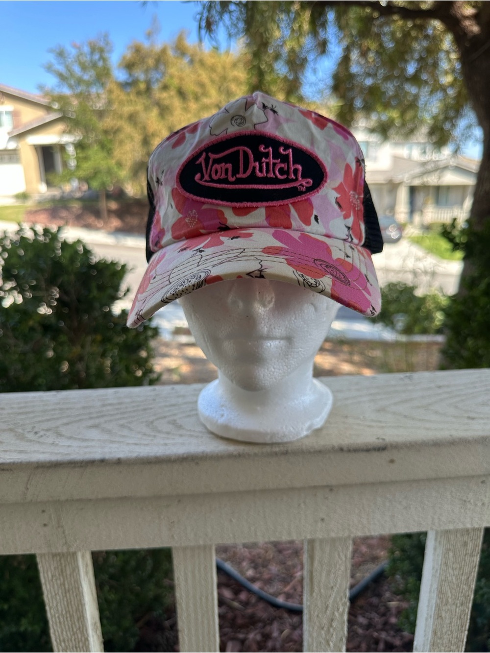 Vintage Von Dutch Pink Floral Mesh-Back Cap